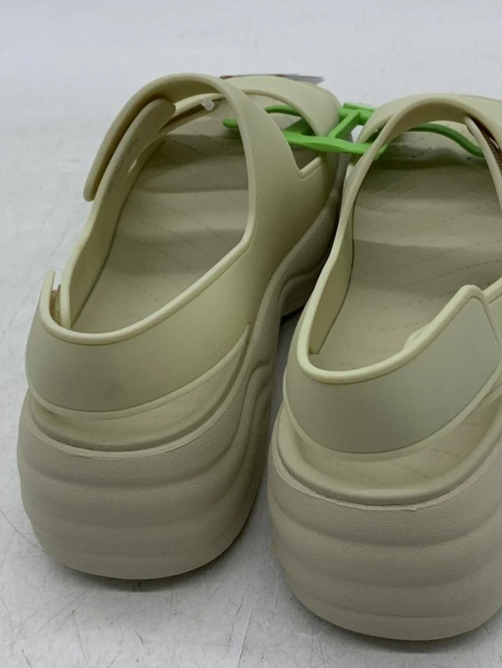 Crocs Skyline Platform Women's Sandals Size 5 NWT MSRP $74.99